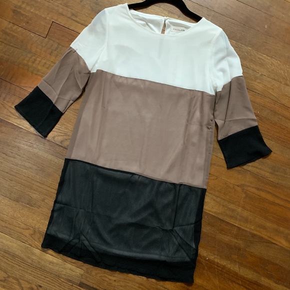 Favolook dress - Picture 2 of 11